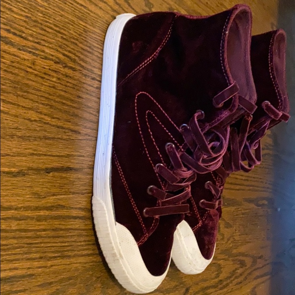 Tretorn Marley Red Velvet High-tops